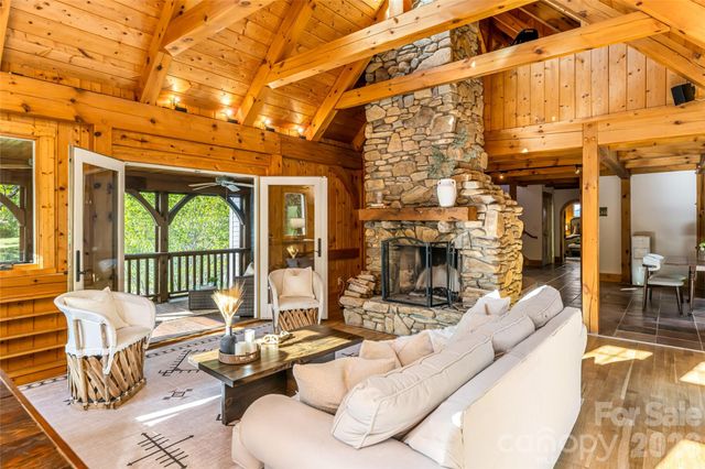 10 and 12 Dogwood Hills Lane, Weaverville, NC 28787