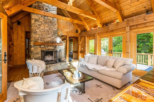 10 and 12 Dogwood Hills Lane, Weaverville, NC 28787