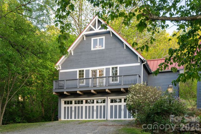 10 and 12 Dogwood Hills Lane, Weaverville, NC 28787