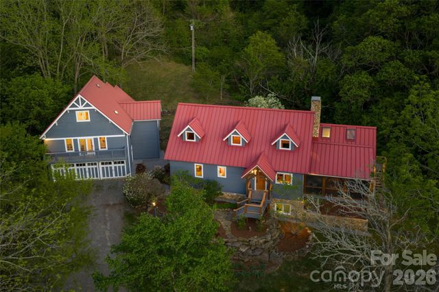 10 and 12 Dogwood Hills Lane, Weaverville, NC 28787