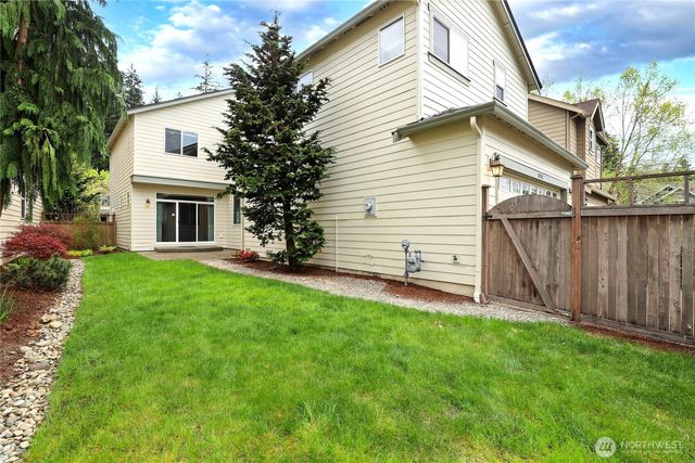 10248 242nd Avenue NE, Redmond, WA 98053