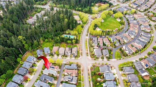 10248 242nd Avenue NE, Redmond, WA 98053