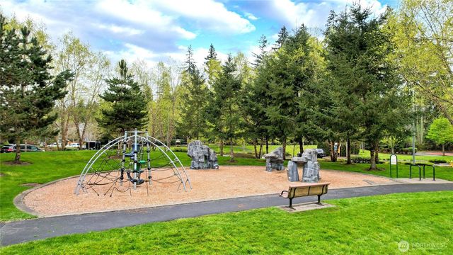 10248 242nd Avenue NE, Redmond, WA 98053
