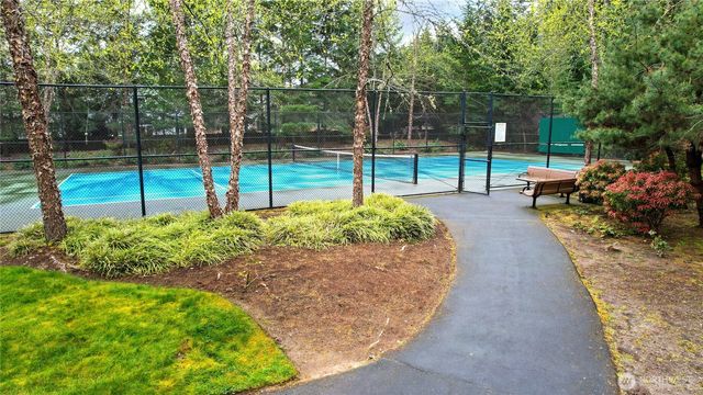 10248 242nd Avenue NE, Redmond, WA 98053