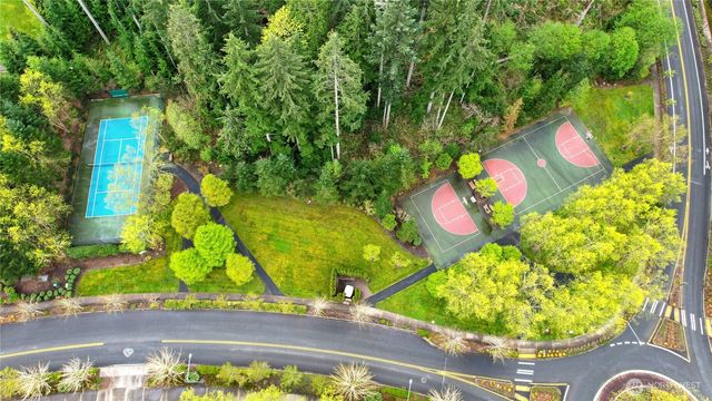10248 242nd Avenue NE, Redmond, WA 98053