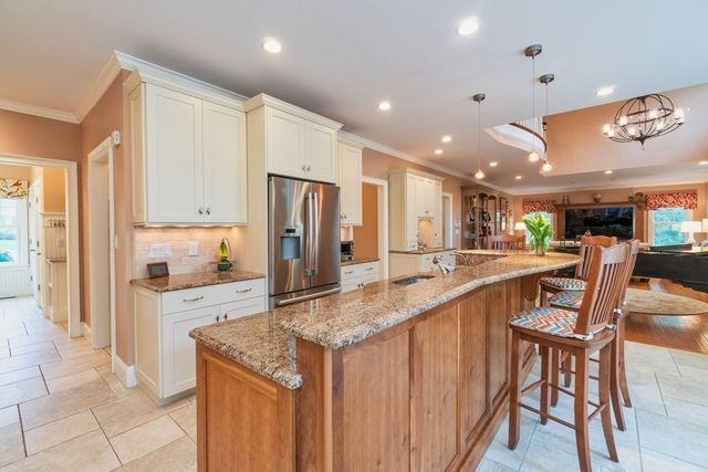 29 Woodcliffe Rd., Lexington, MA 02421