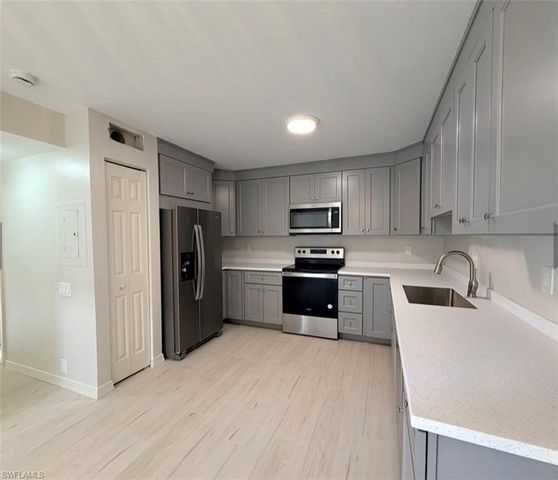 13121 Whitehaven LN 172, Fort Myers, FL 33966