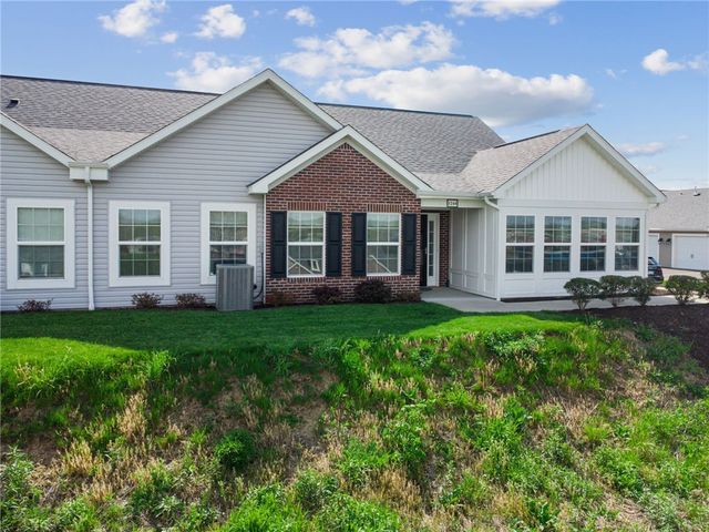 1244 Sandy Ridge Dr, Buffalo Twp, PA 16055