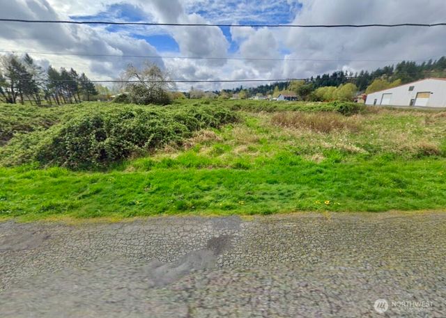 415 Tacoma Boulevard, Pacific, WA 98047