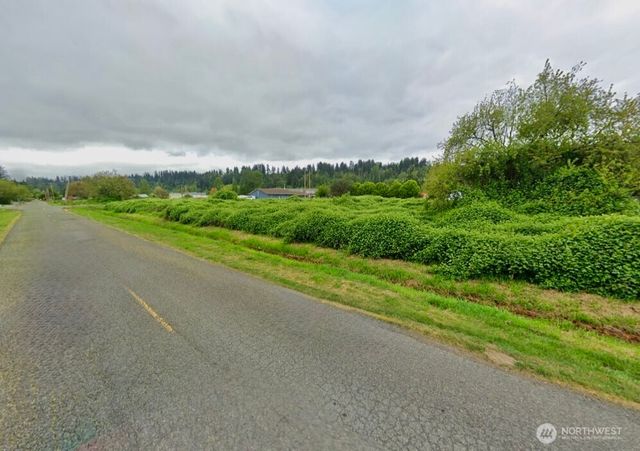 415 Tacoma Boulevard, Pacific, WA 98047