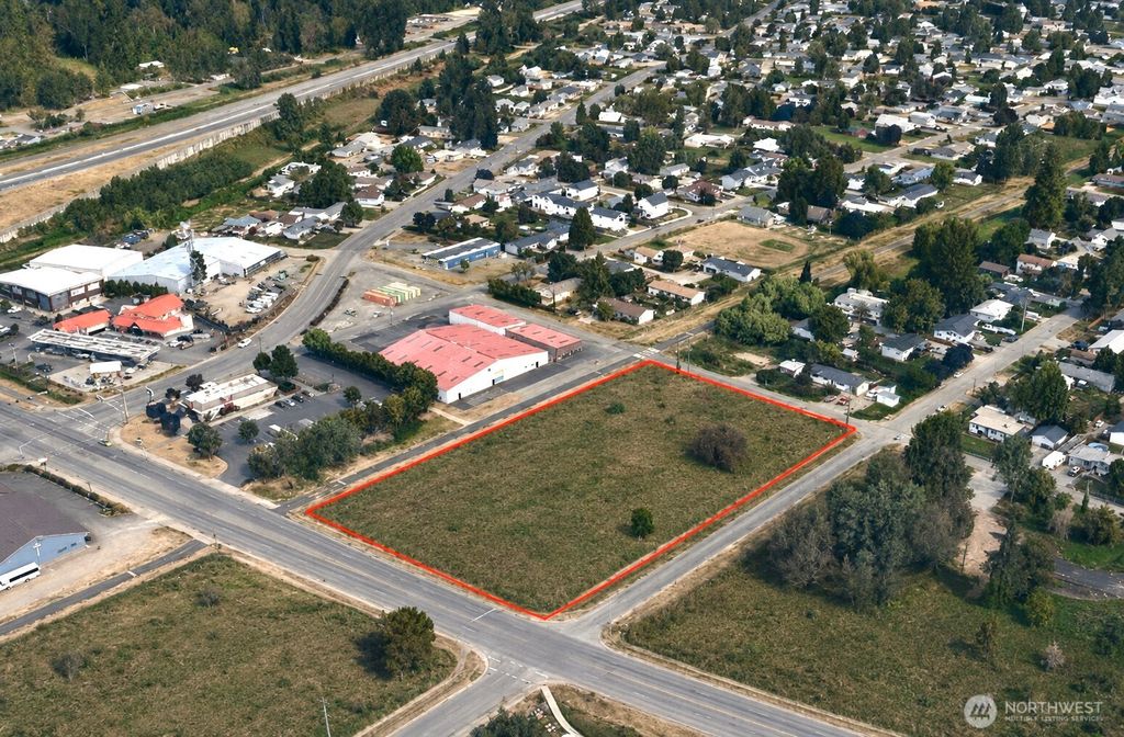 415 Tacoma Boulevard, Pacific, WA 98047