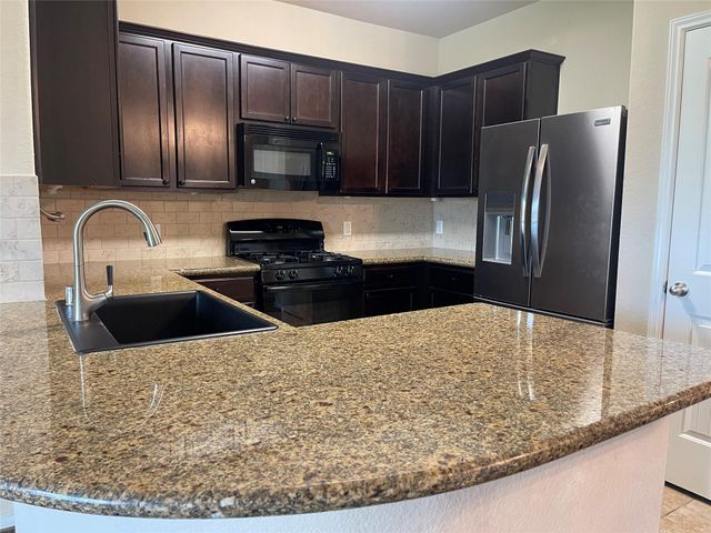 9203 Adobe Sky Court, Richmond, TX 77407