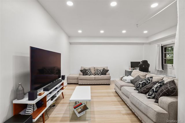 140 N Broadway IT9, Irvington, NY 10533