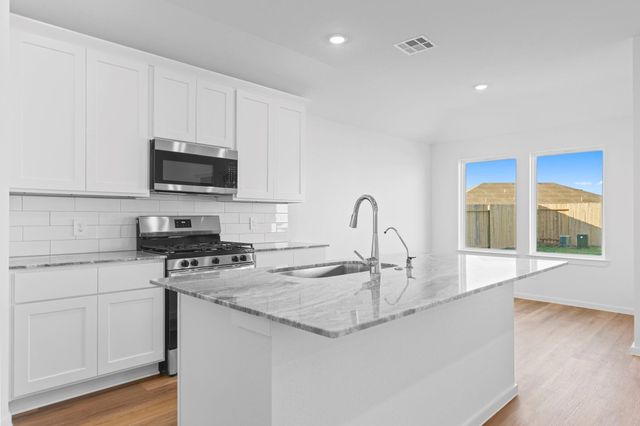 1626 Knox Hill Path, Iowa Colony, TX 77583