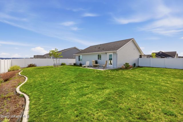 12704 N CAVANAUGH DR, Rathdrum, ID 83858