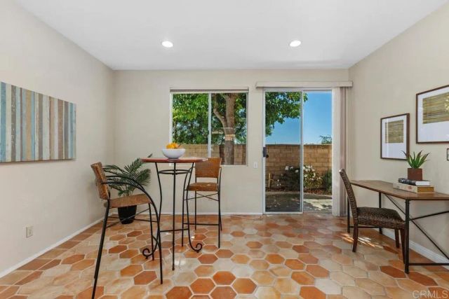 2478 Eagle Crest Ln, Vista, CA 92081