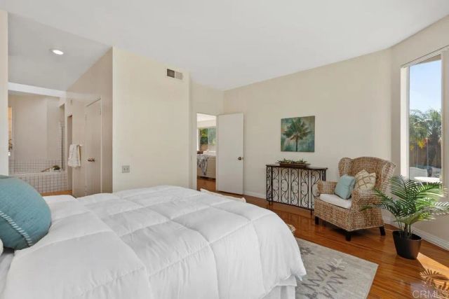 2478 Eagle Crest Ln, Vista, CA 92081