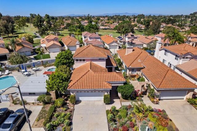 2478 Eagle Crest Ln, Vista, CA 92081