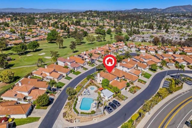 2478 Eagle Crest Ln, Vista, CA 92081