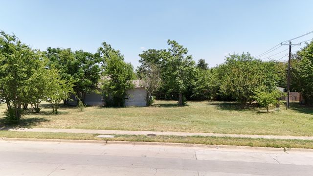 5637 Humbert Avenue, Fort Worth, TX 76107