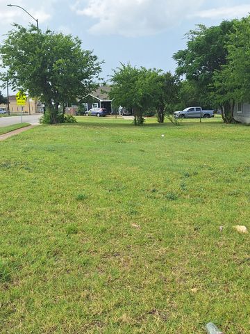 5637 Humbert Avenue, Fort Worth, TX 76107