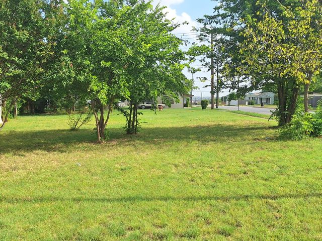 5637 Humbert Avenue, Fort Worth, TX 76107