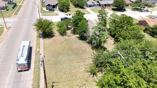 5637 Humbert Avenue, Fort Worth, TX 76107