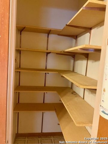 10442 Sixth Streeet, Pettus, TX 78146