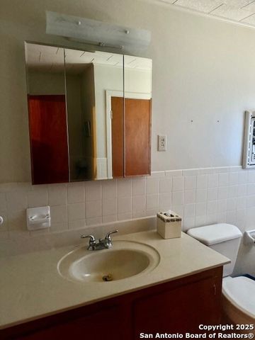 10442 Sixth Streeet, Pettus, TX 78146