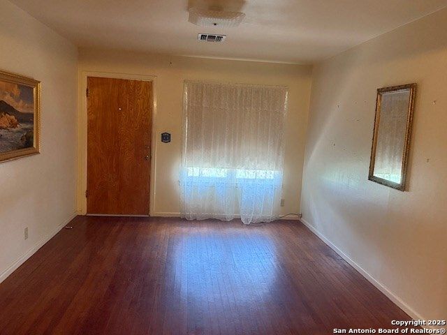 10442 Sixth Streeet, Pettus, TX 78146