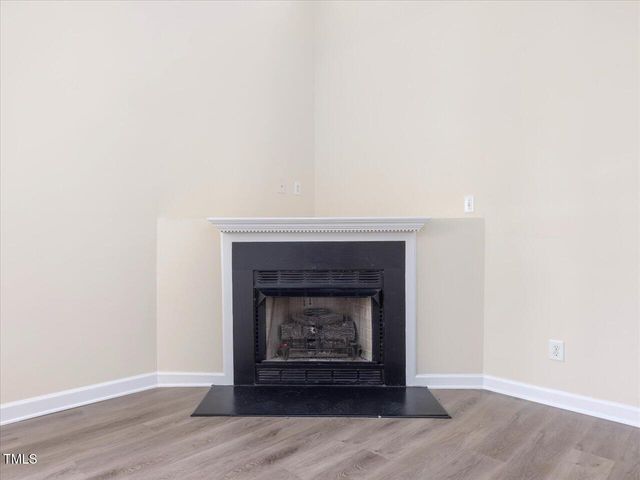 1928 Shadow Glen Drive, Raleigh, NC 27604