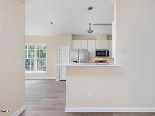 1928 Shadow Glen Drive, Raleigh, NC 27604