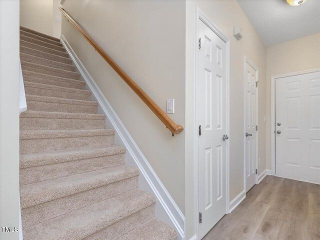 1928 Shadow Glen Drive, Raleigh, NC 27604