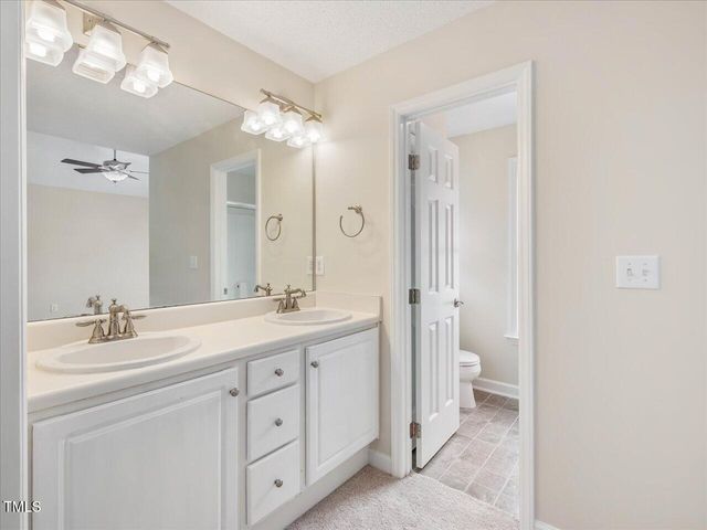 1928 Shadow Glen Drive, Raleigh, NC 27604