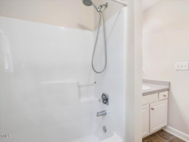 1928 Shadow Glen Drive, Raleigh, NC 27604