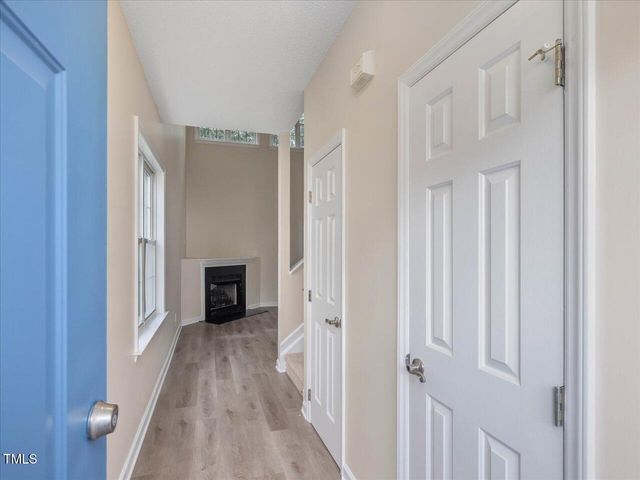 1928 Shadow Glen Drive, Raleigh, NC 27604