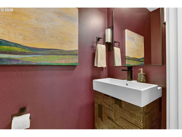 3954 Se GLADSTONE St, Portland, OR 97202