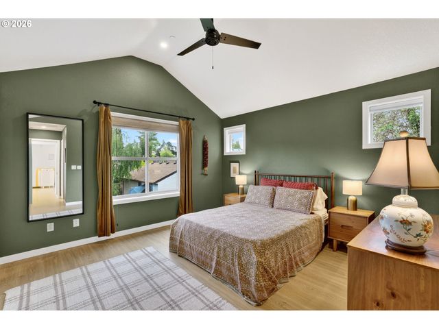 3954 Se GLADSTONE St, Portland, OR 97202