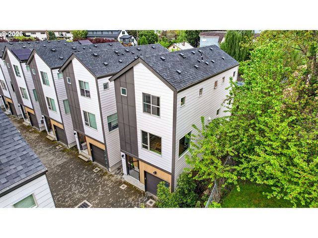 3954 Se GLADSTONE St, Portland, OR 97202