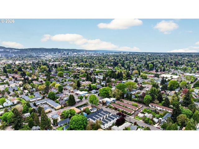 3954 Se GLADSTONE St, Portland, OR 97202