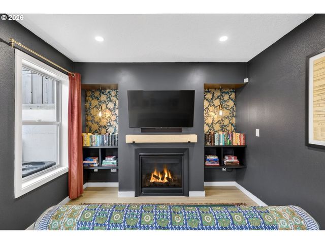 3954 Se GLADSTONE St, Portland, OR 97202