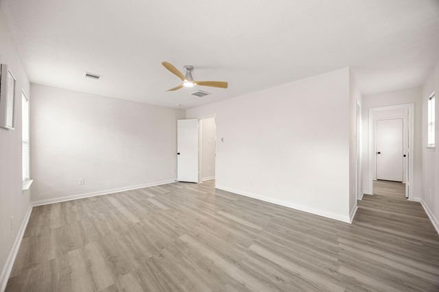 1010 Hummingbird Point Lane, Houston, TX 77090