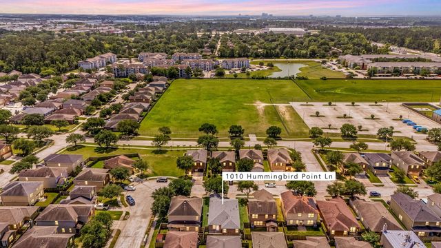 1010 Hummingbird Point Lane, Houston, TX 77090