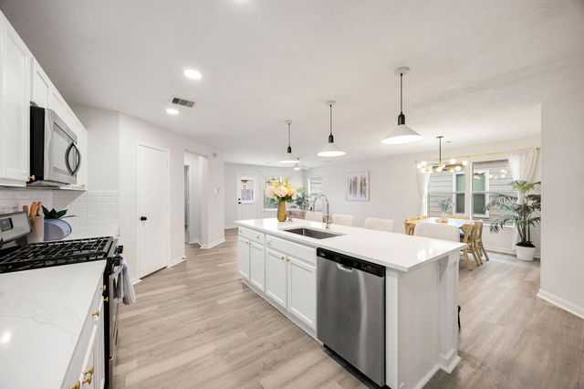 1010 Hummingbird Point Lane, Houston, TX 77090