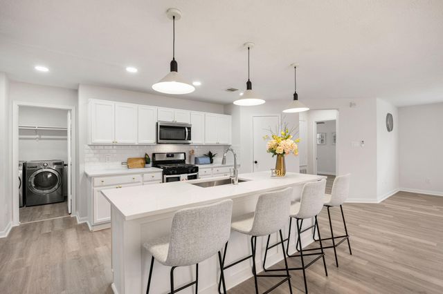 1010 Hummingbird Point Lane, Houston, TX 77090