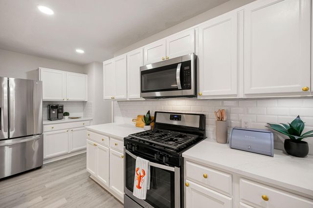 1010 Hummingbird Point Lane, Houston, TX 77090