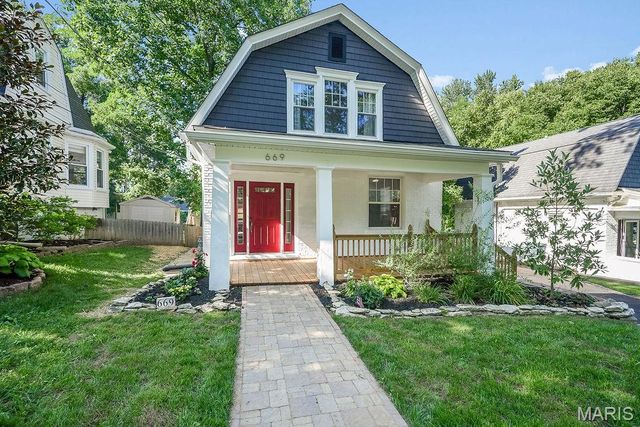 669 Clark Avenue, Webster Groves, MO 63119
