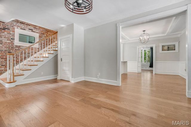 669 Clark Avenue, Webster Groves, MO 63119
