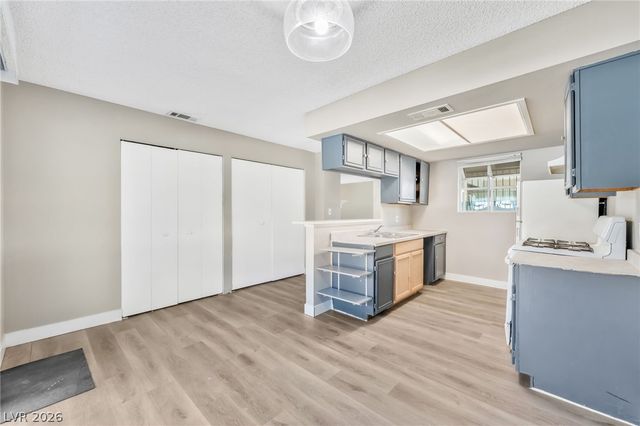 213 North Lamb Boulevard E, Las Vegas, NV 89110
