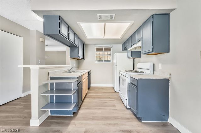 213 North Lamb Boulevard E, Las Vegas, NV 89110